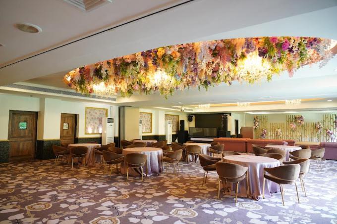 Luxera Hotels & Resorts Нью-Дели Экстерьер фото